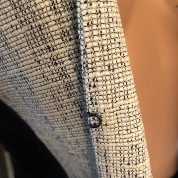 Stunning Tahari Jacket  - - Picture 3 of 10